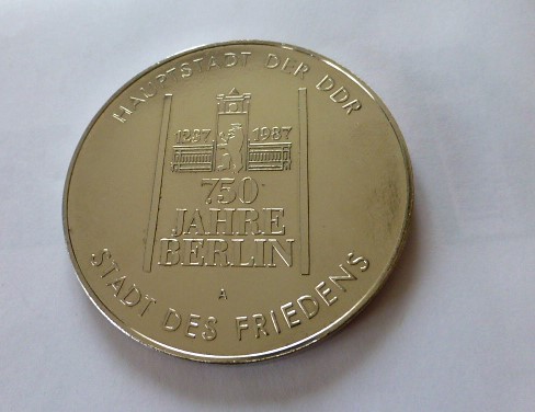 750 éves Berlin DDR emlékérem