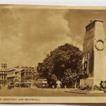 London Cenotaph and Whitehall régi képeslap 1947