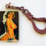 Sexi retro vintage kulcstartó No 3