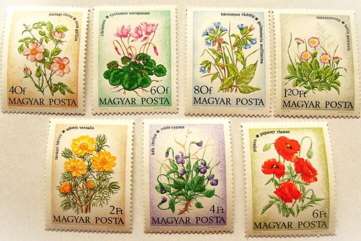 Virág bélyeg csomag postatiszta