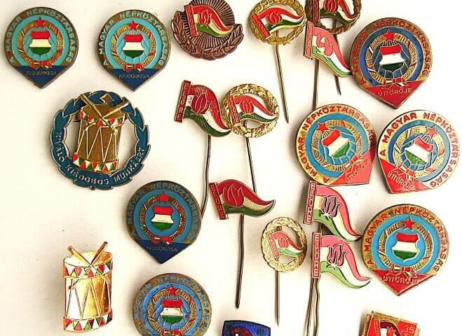 Kisdobos úttörő jelvény No2