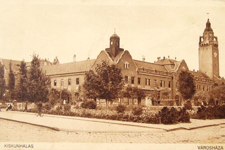 Kiskunhalas Városháza régi képeslap postatiszta